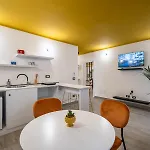 Appartamento In The Center, Politeama District ! Palermo