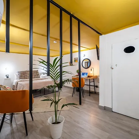 In The Center, Politeama District ! Apartment