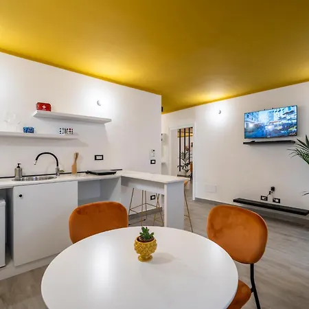 Apartment In The Center, Politeama District ! Palermo